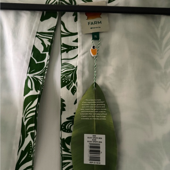 FARM Rio Green Botanical Crop Top NWT - Picture 2 of 8